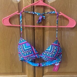 Xhilaration Brand Women's Bikini Top. Size medium. New with tags.
